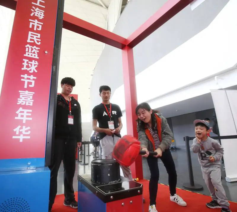为什么大前锋在比赛中需要特别的体能训练?_0